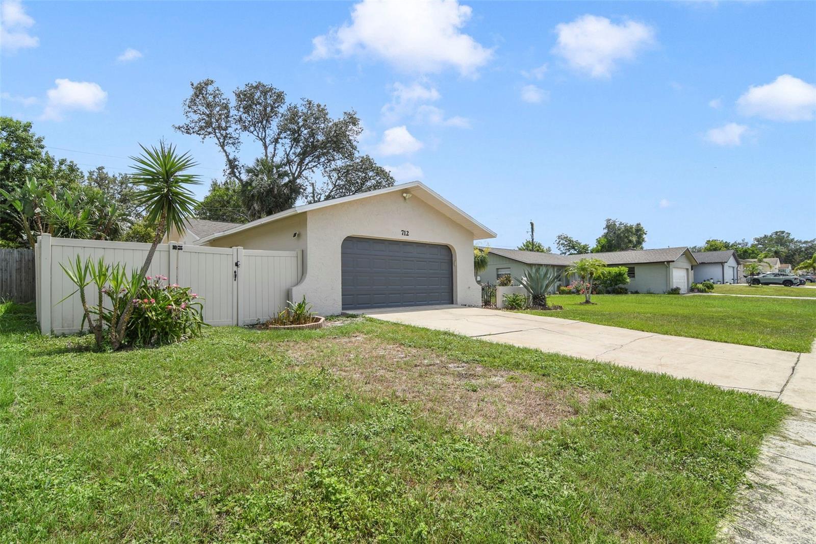 Image 3 of 29 For 712 Eagle Avenue