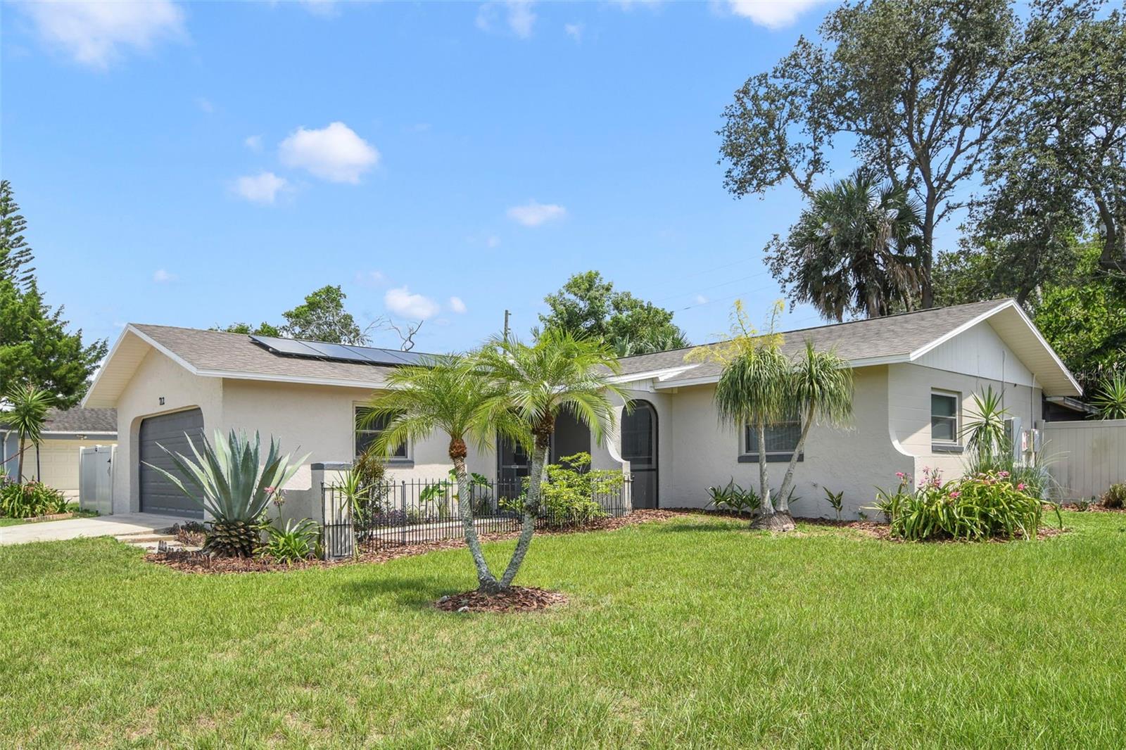 Image 4 of 29 For 712 Eagle Avenue
