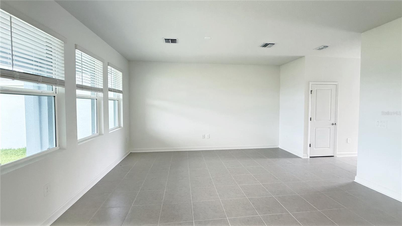 Image 14 of 38 For 5103 Bridgehaven Road