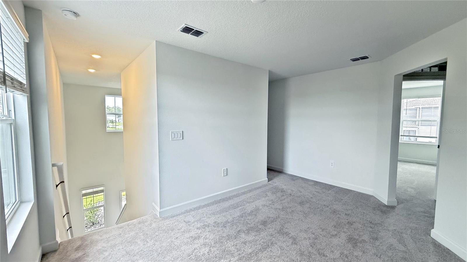 Image 17 of 38 For 5103 Bridgehaven Road