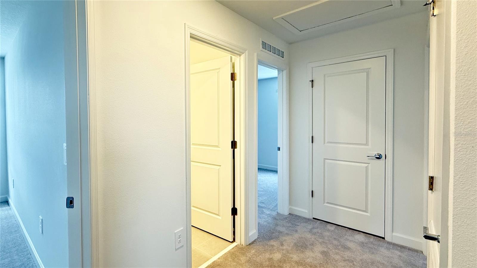 Image 26 of 38 For 5103 Bridgehaven Road