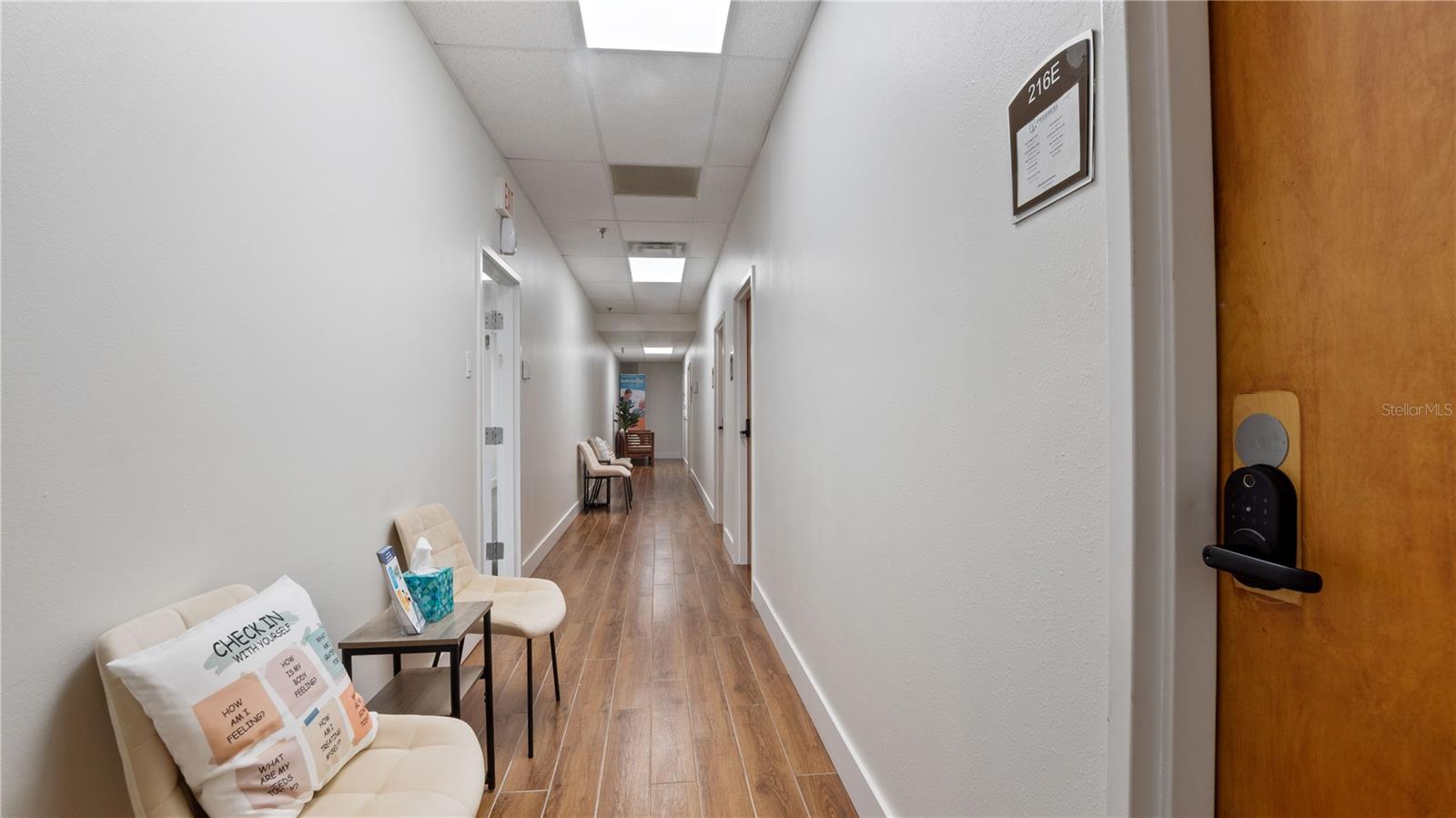 Image 9 of 25 For 5449 Semoran Boulevard 235