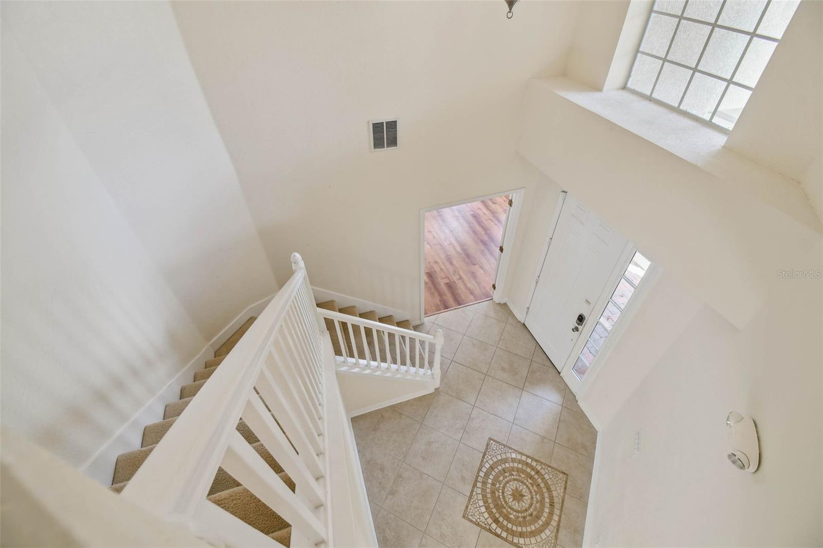 Image 3 of 36 For 101 Cypress Pointe Court