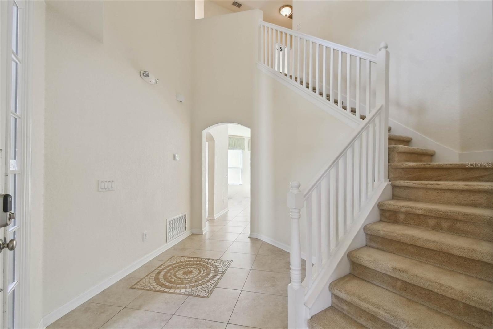 Image 4 of 36 For 101 Cypress Pointe Court