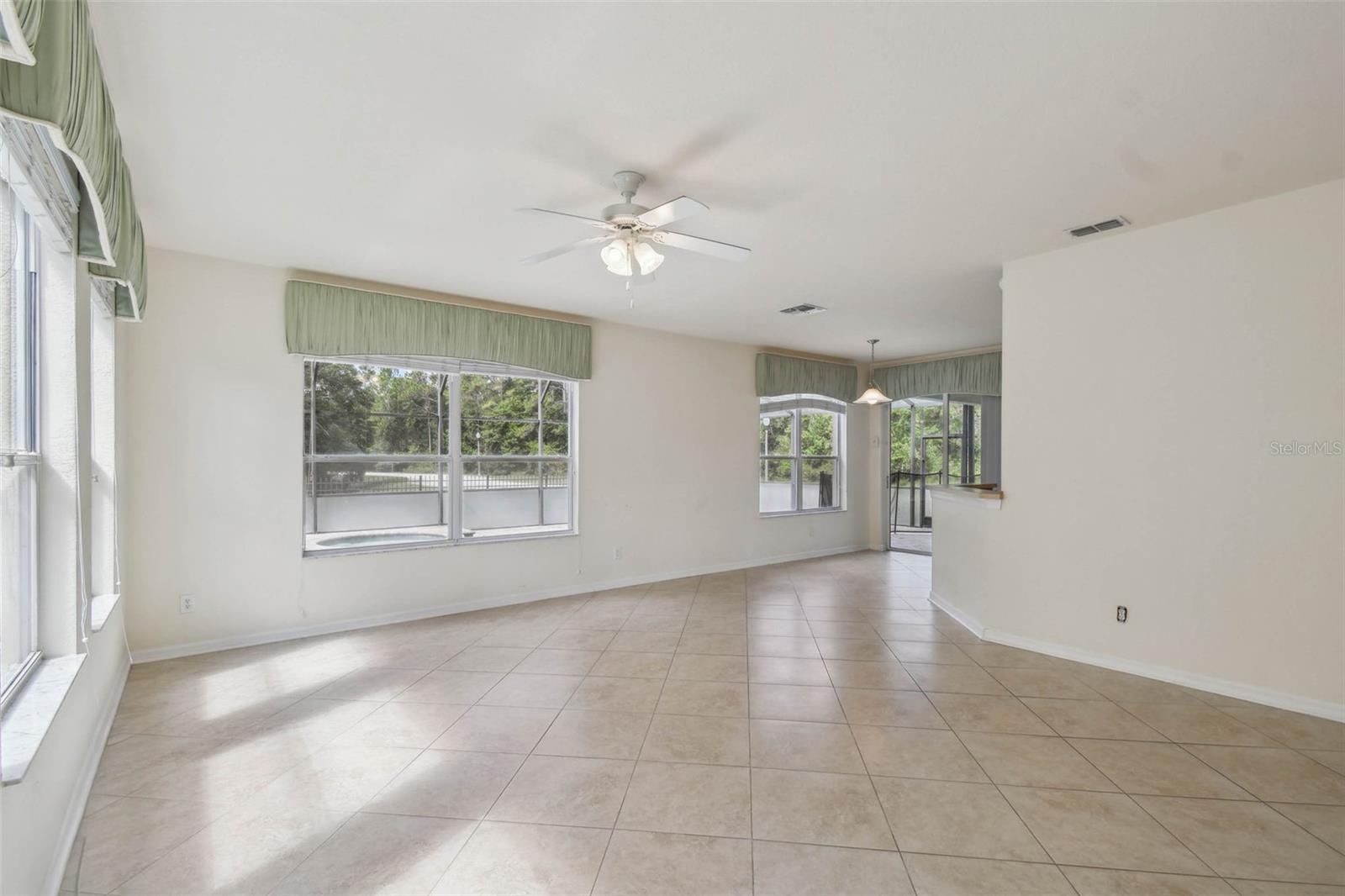 Image 6 of 36 For 101 Cypress Pointe Court