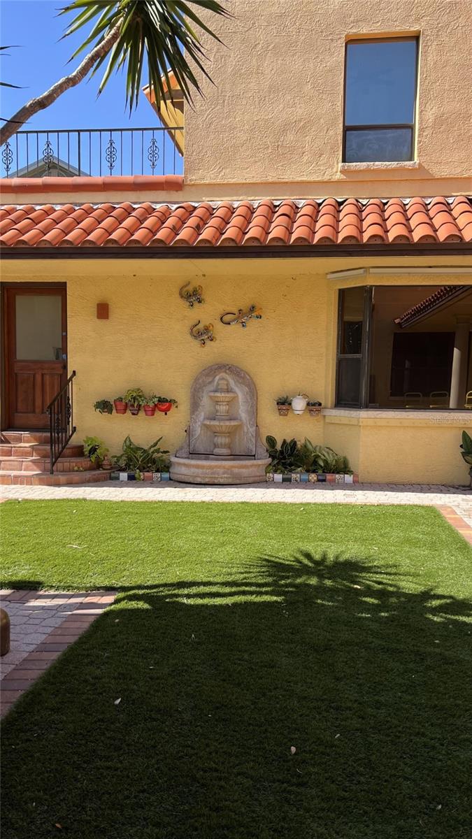 Image 4 of 24 For 201 Blanca Avenue