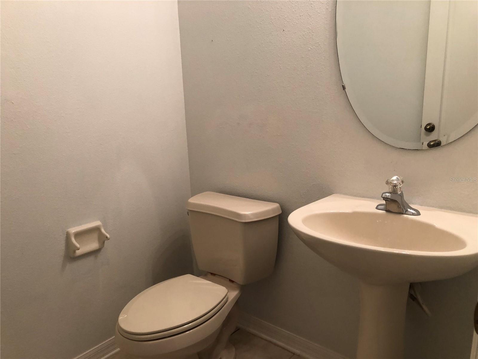 Image 12 of 33 For 1000 Araminta Street