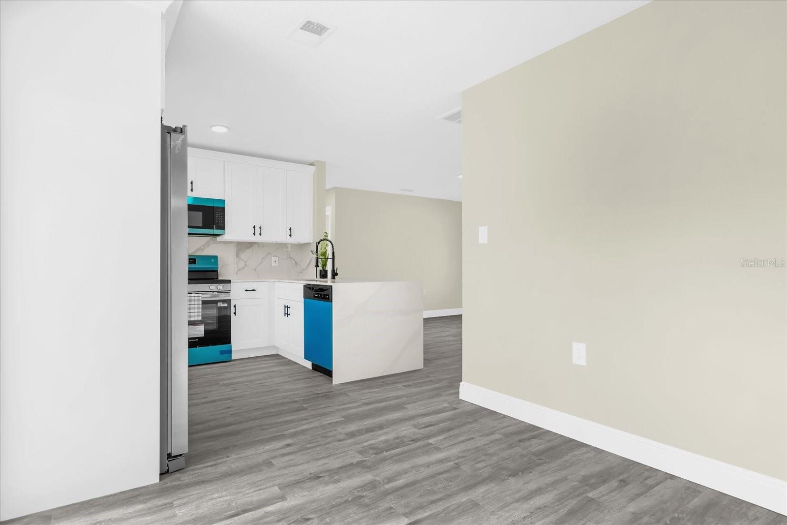 Image 11 of 29 For 4827 Lanette Street