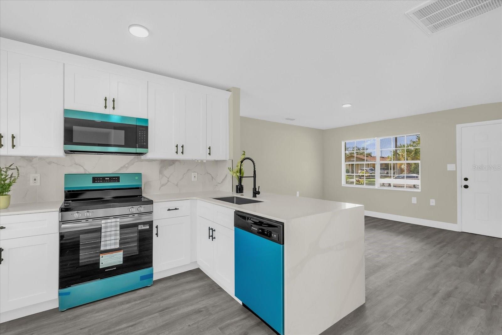 Image 8 of 29 For 4827 Lanette Street