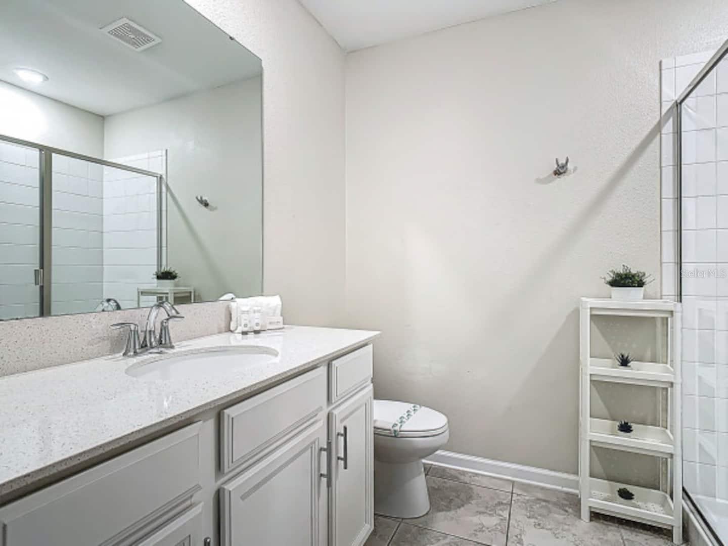 Image 23 of 36 For 1141 Challenge Drive 1201