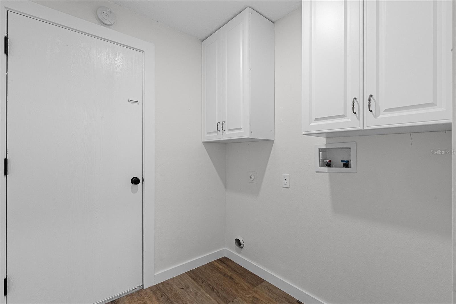 Image 11 of 39 For 3156 Natoma Way