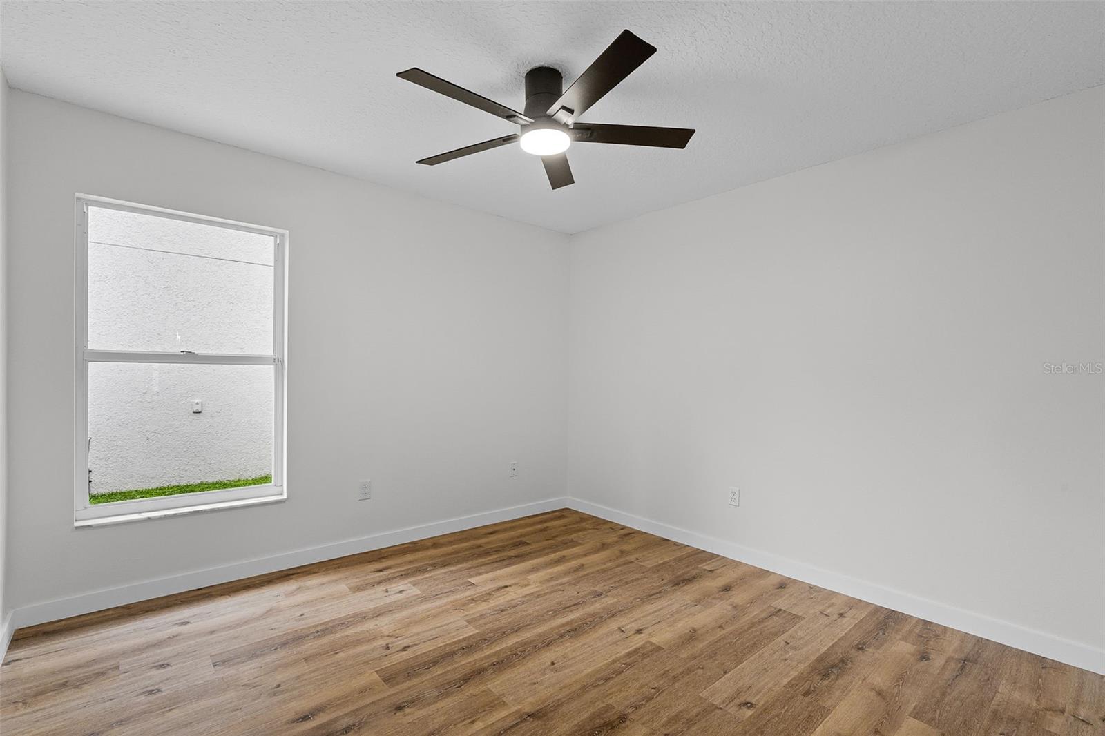 Image 13 of 39 For 3156 Natoma Way