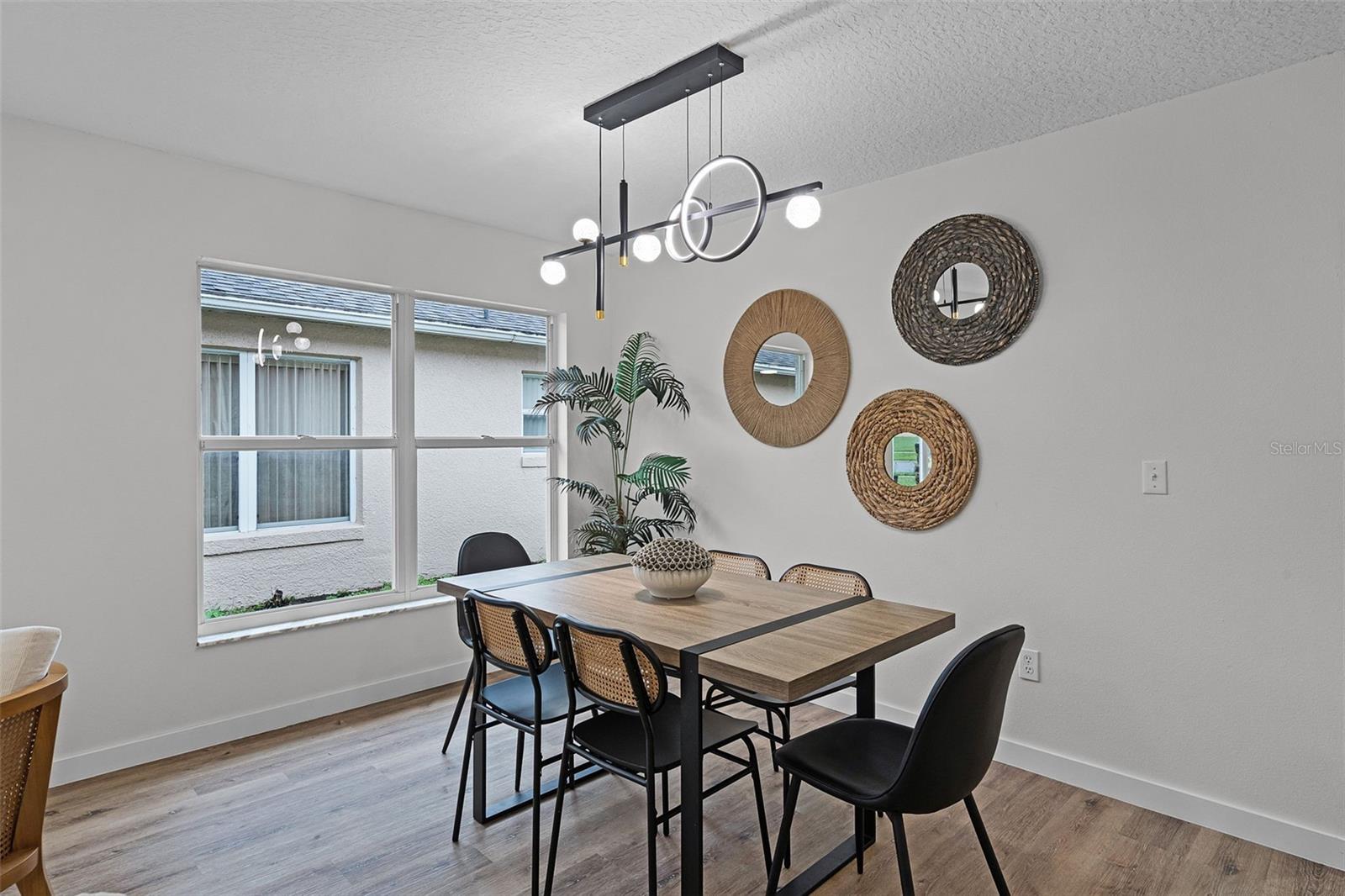 Image 4 of 39 For 3156 Natoma Way