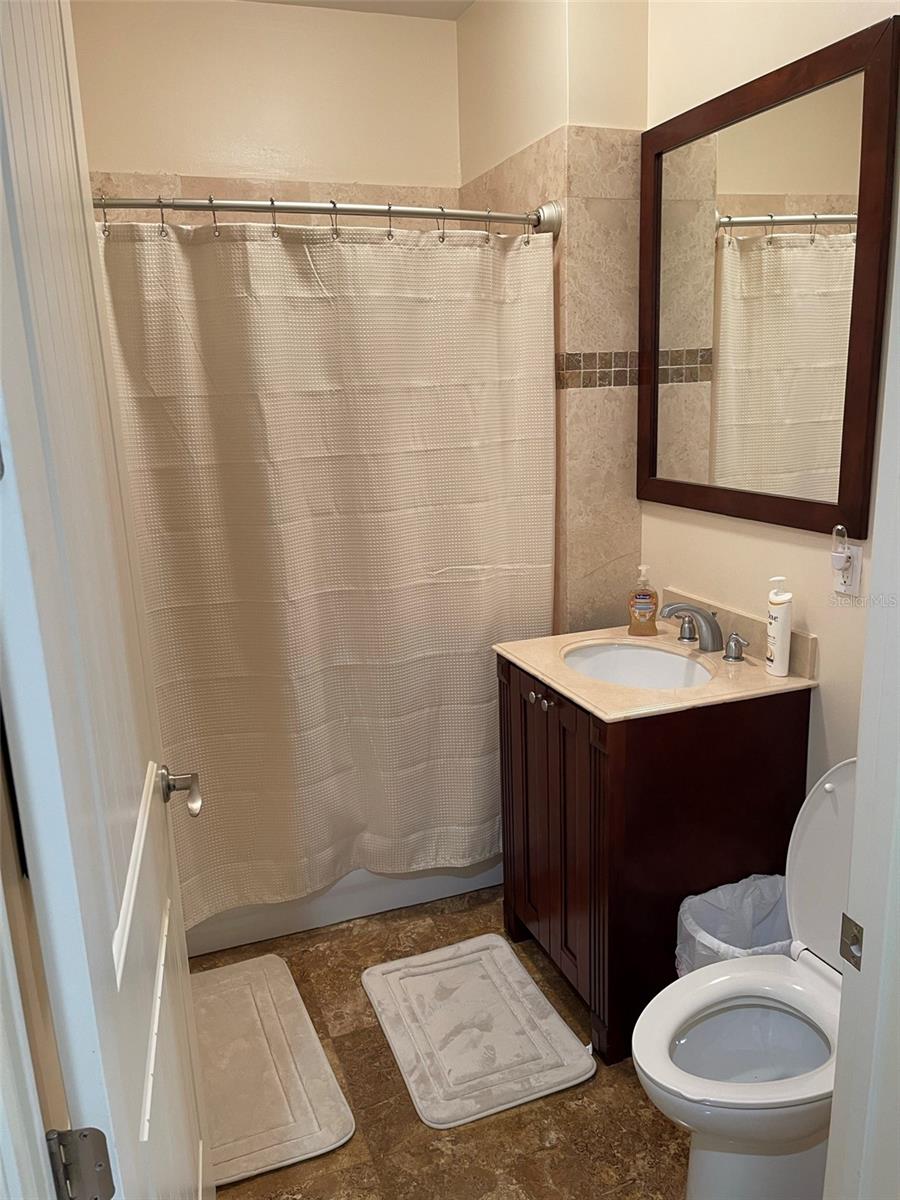 Image 14 of 16 For 2351 Lakeview Drive 205