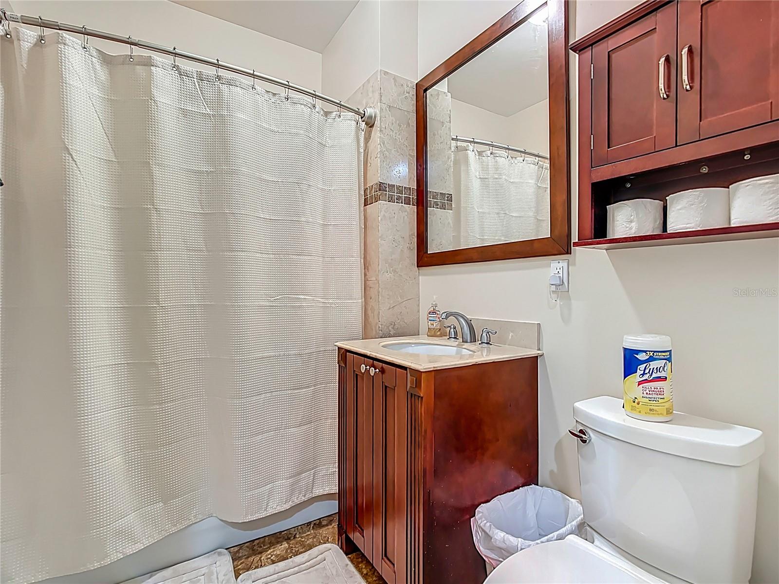 Image 19 of 38 For 2351 Lakeview Drive 205