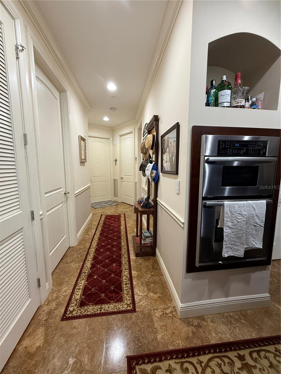 Image 6 of 16 For 2351 Lakeview Drive 205