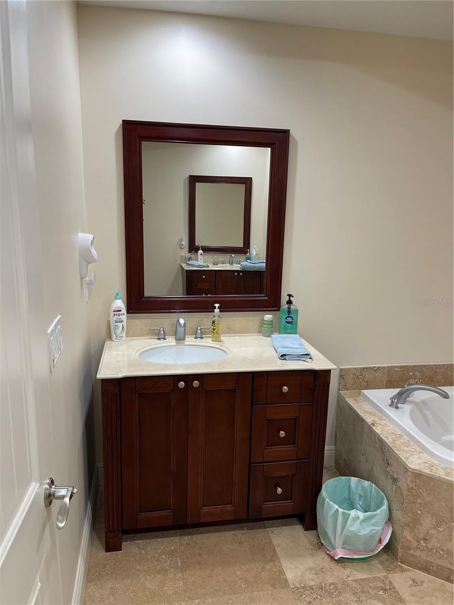 Image 9 of 16 For 2351 Lakeview Drive 205