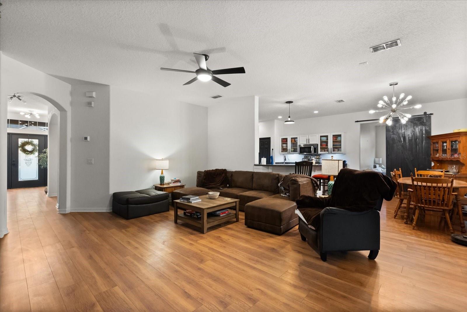 Image 11 of 28 For 2425 Prairie View Drive