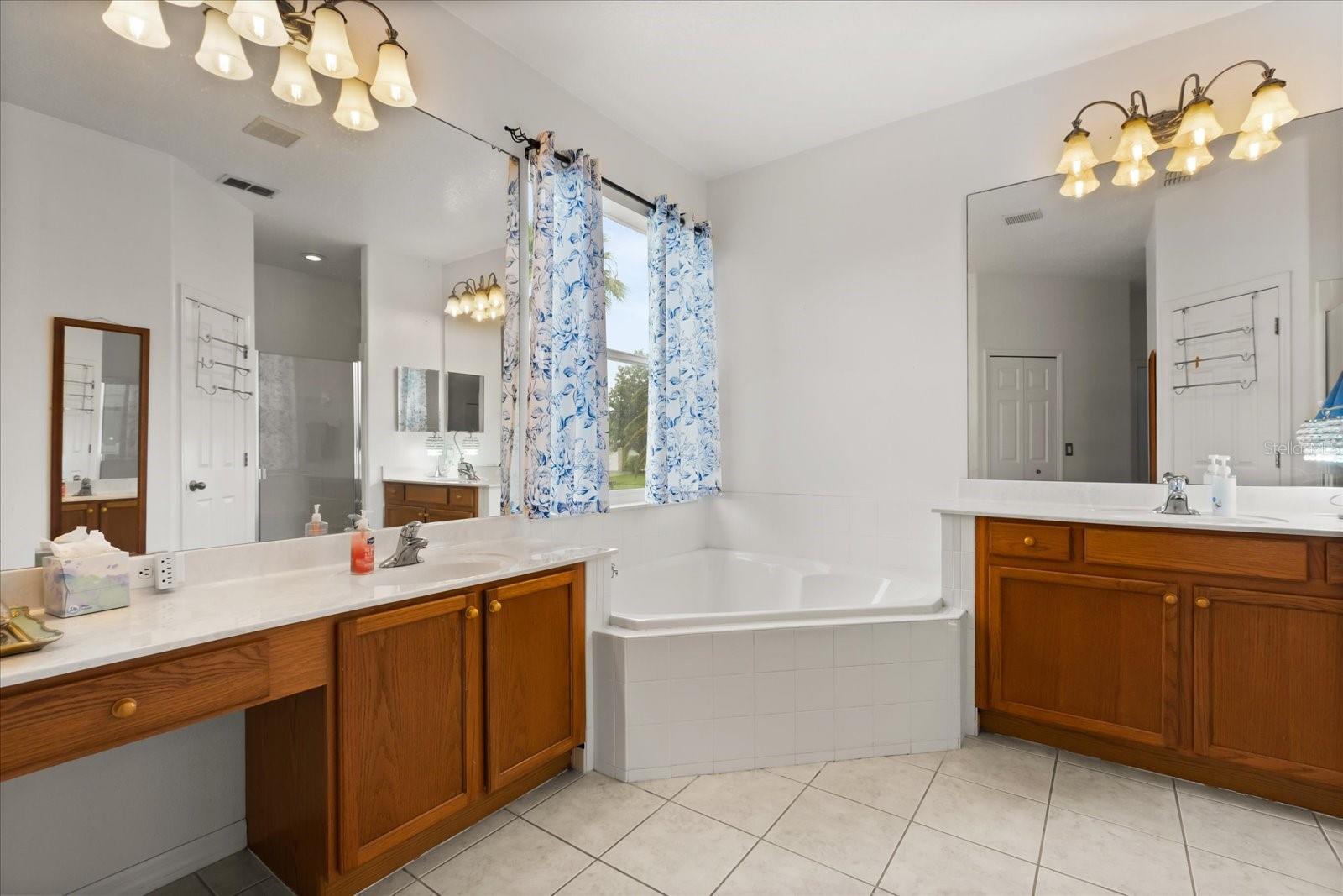 Image 17 of 28 For 2425 Prairie View Drive