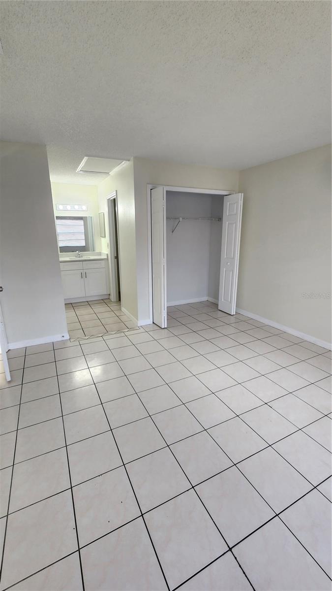 Image 9 of 17 For 2108 Bahamas Court 2108