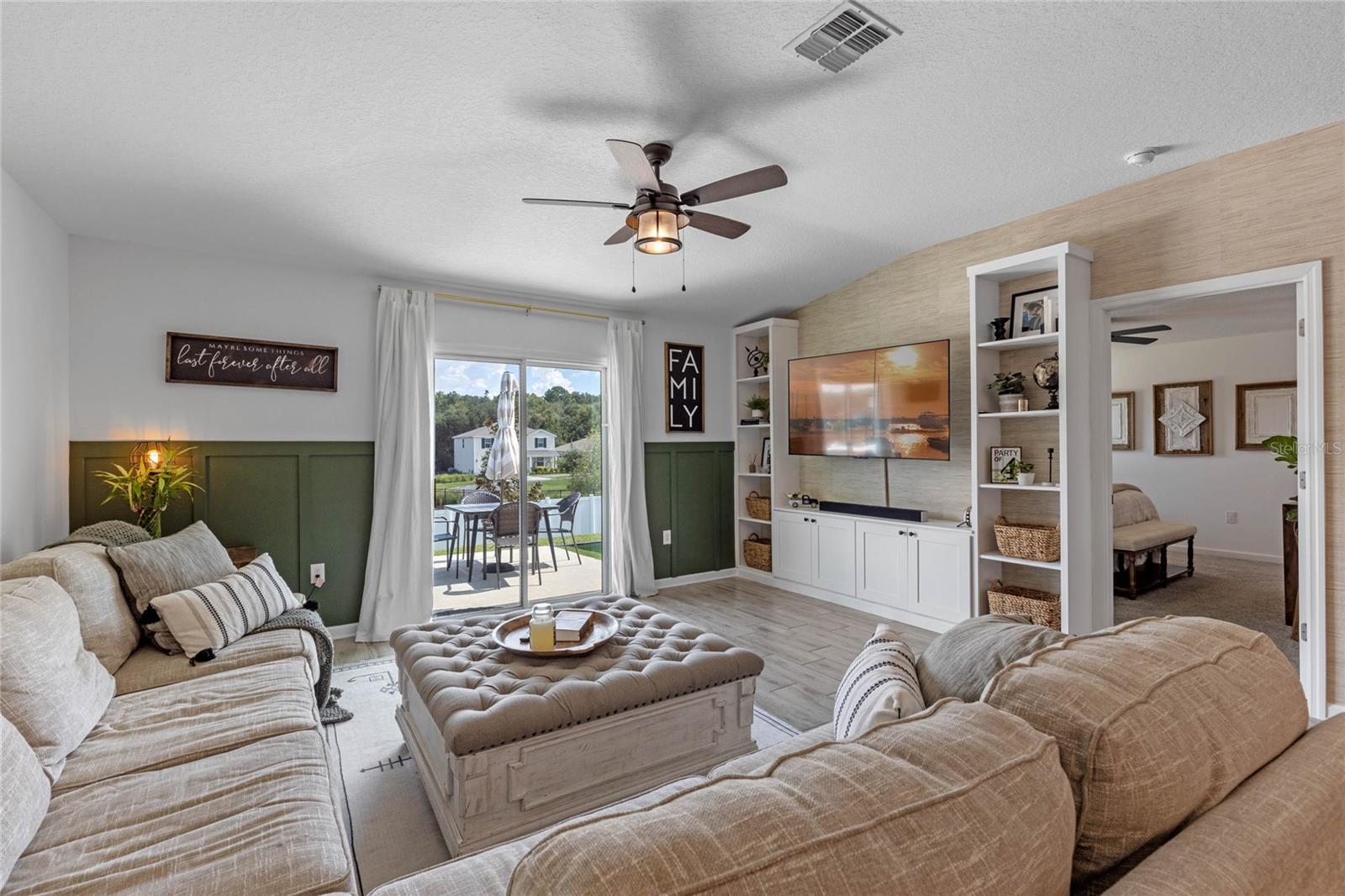 Image 3 of 40 For 5436 Limestone Street