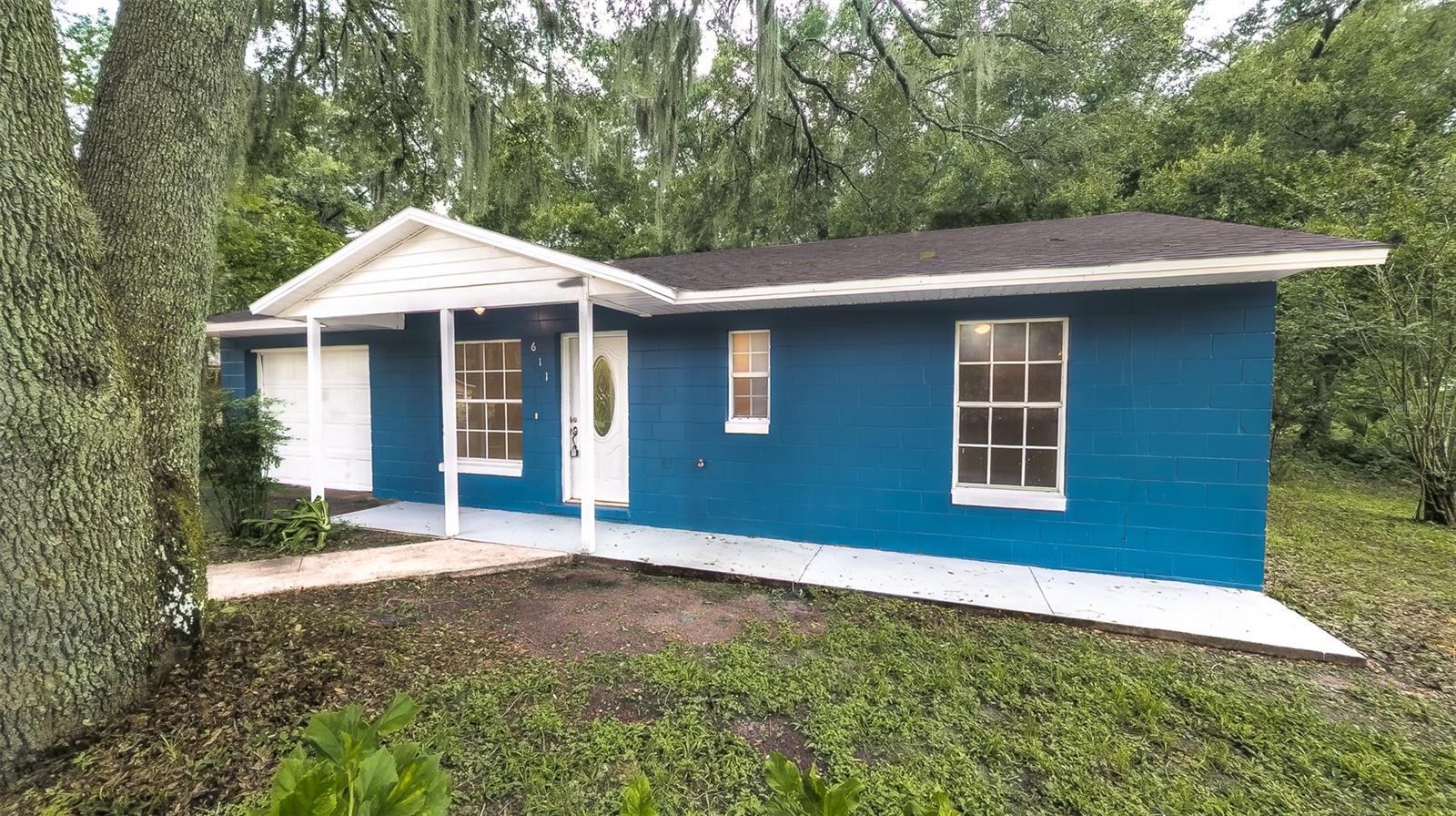Details for 611 4th Street, WILDWOOD, FL 34785