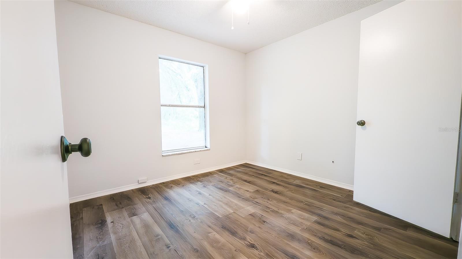 Image 14 of 26 For 611 4th Street