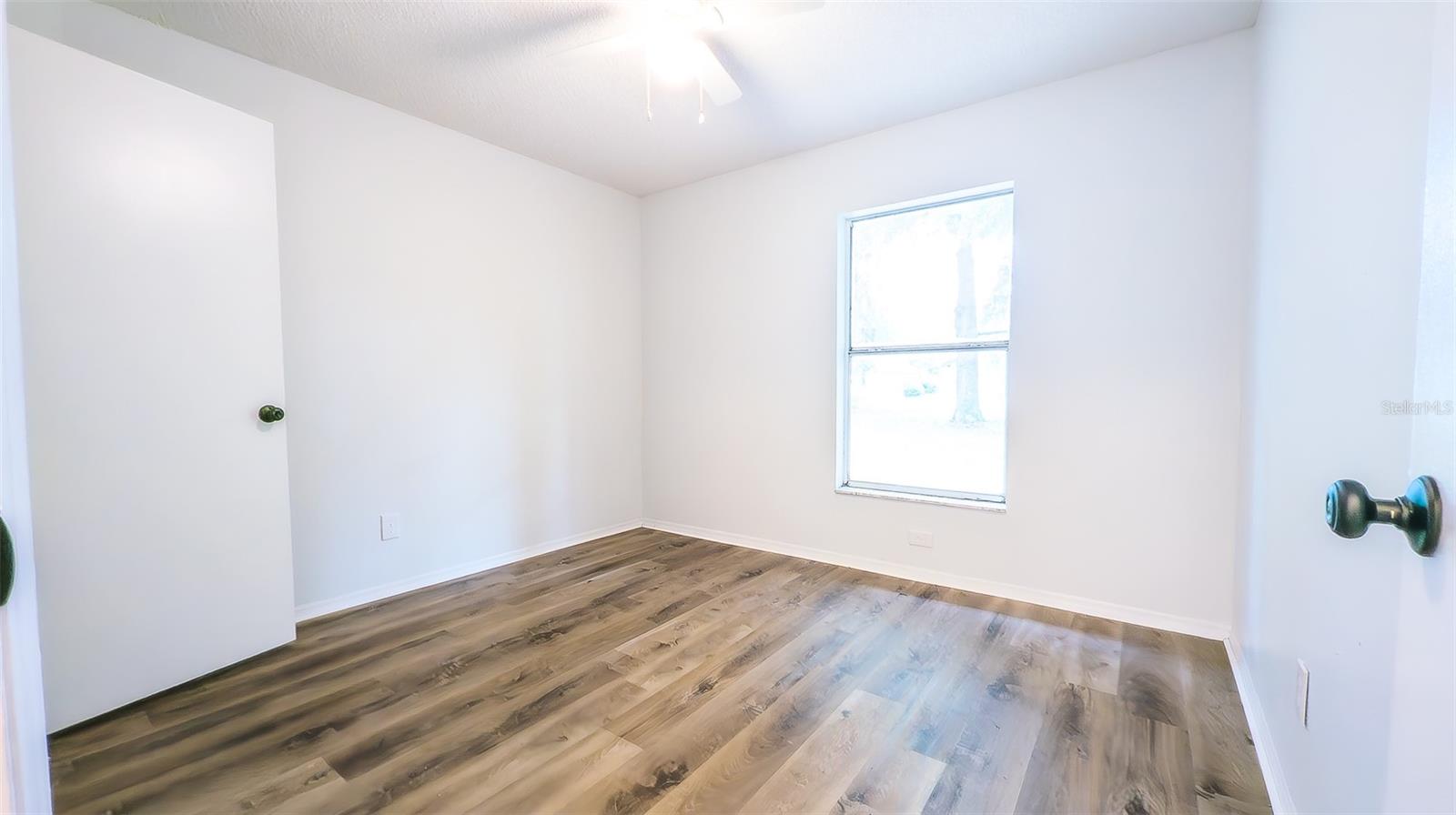 Image 16 of 26 For 611 4th Street