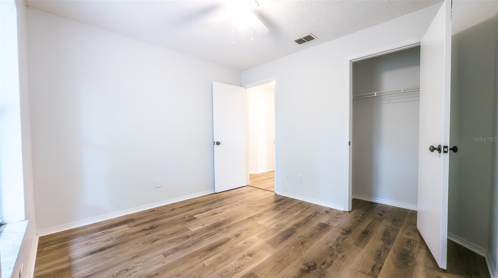 Image 17 of 26 For 611 4th Street