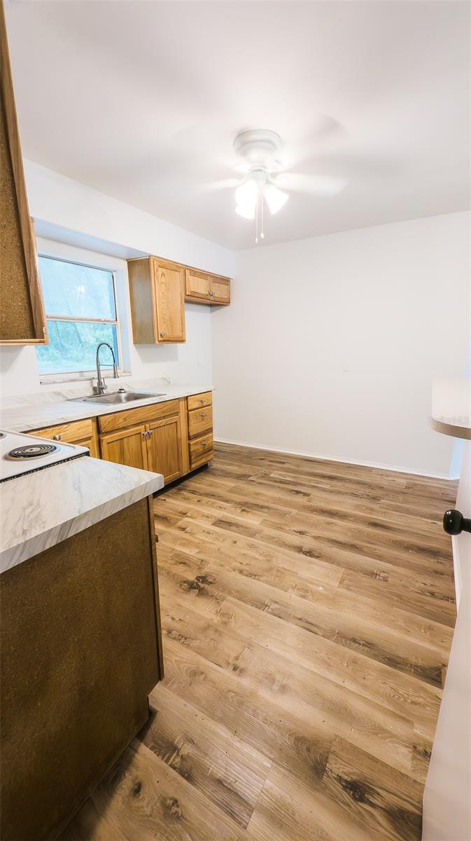 Image 7 of 26 For 611 4th Street