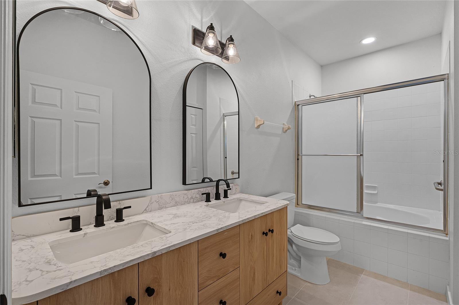 Image 20 of 56 For 14726 Clarkson Drive