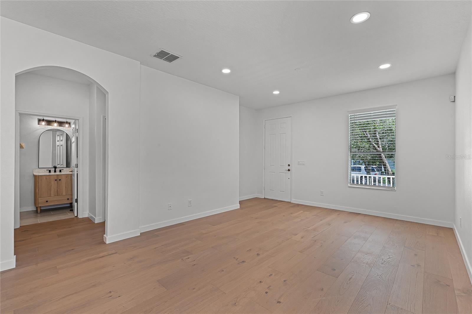 Image 38 of 56 For 14726 Clarkson Drive