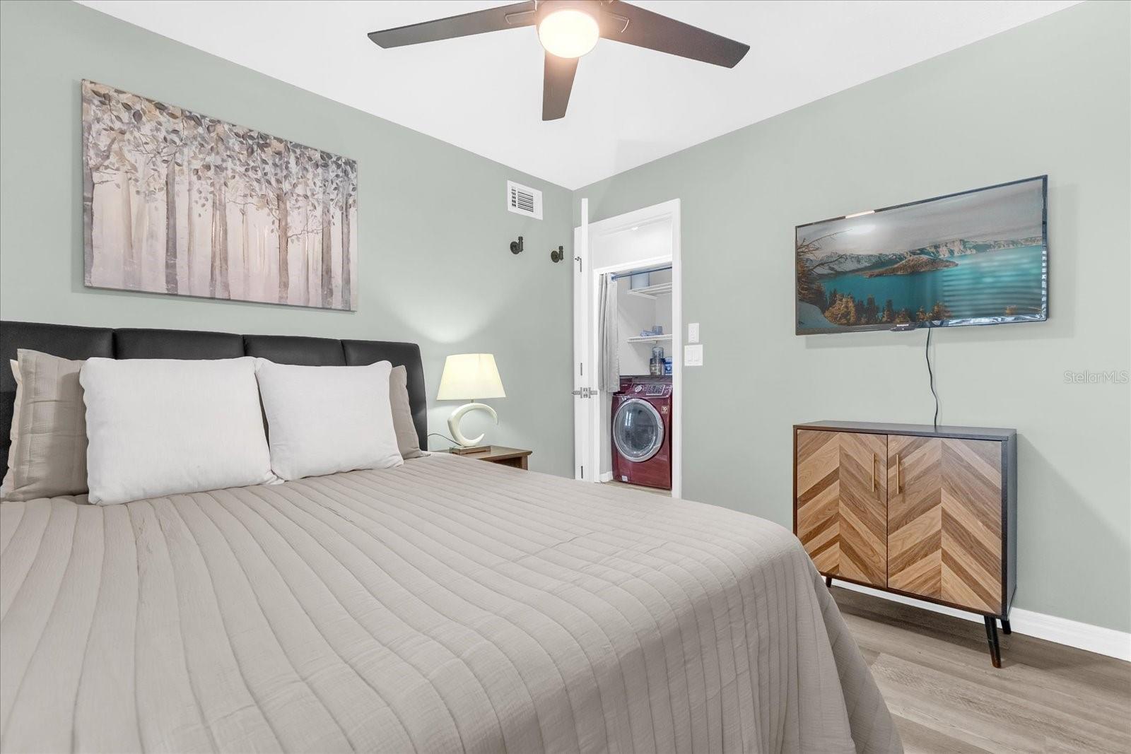 Image 12 of 40 For 2743 Poinciana Boulevard 62