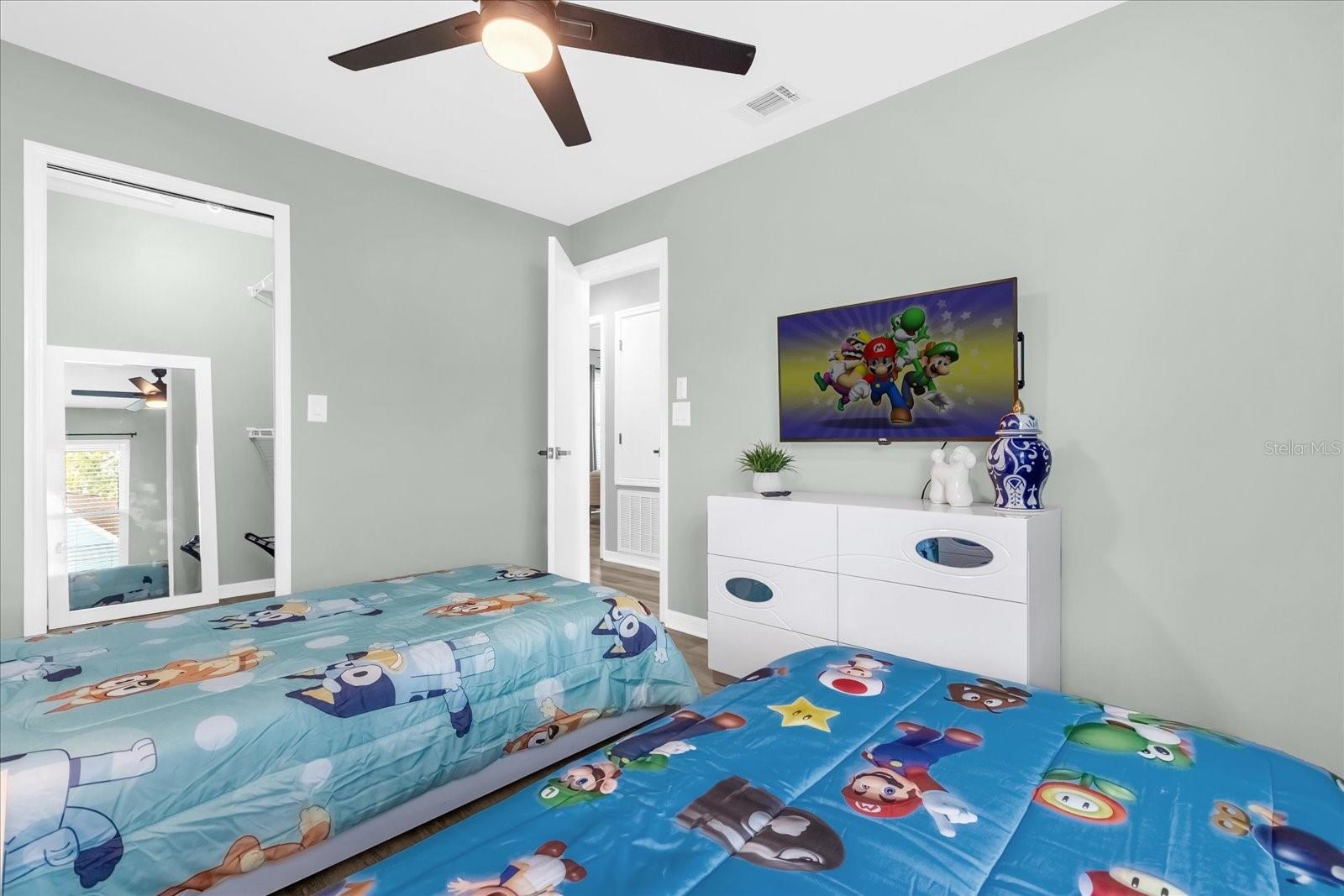 Image 18 of 40 For 2743 Poinciana Boulevard 62