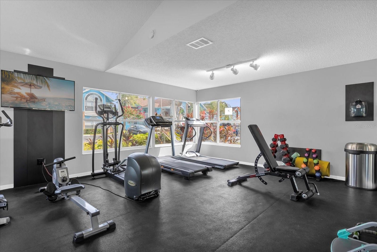Image 24 of 40 For 2743 Poinciana Boulevard 62