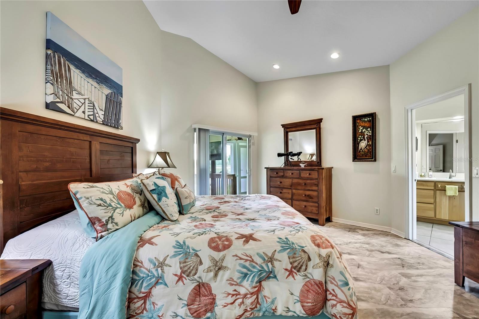 Image 15 of 51 For 11960 Blue Bayou Court 361