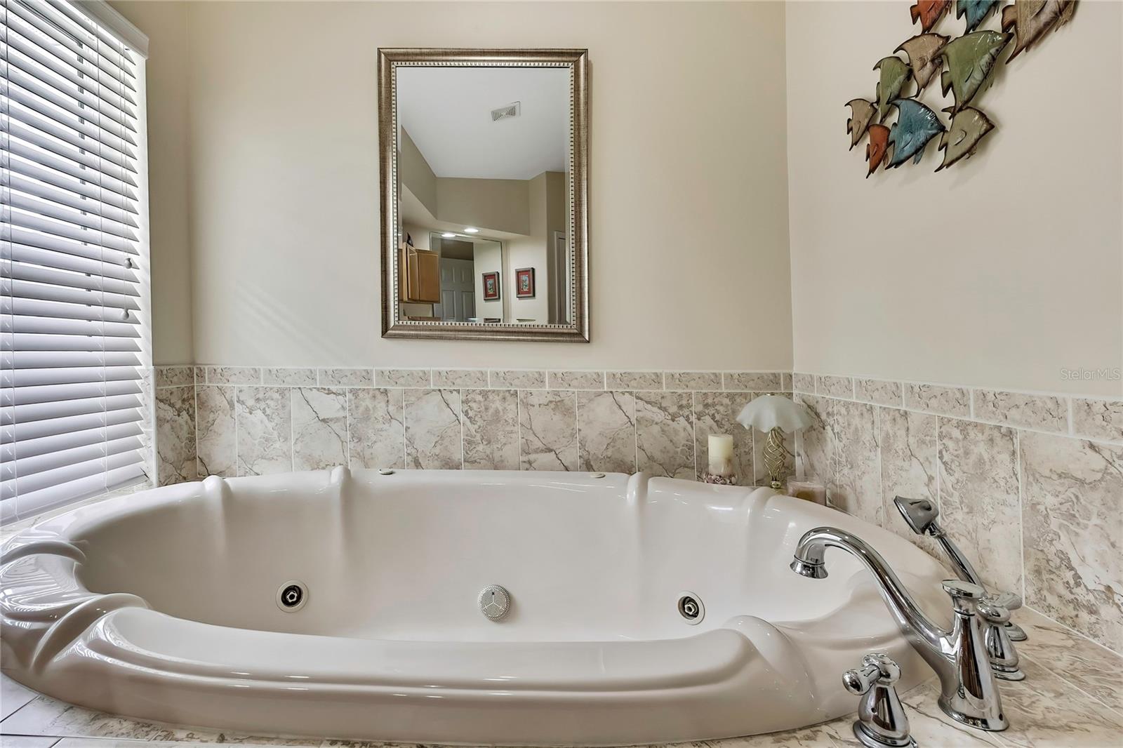 Image 18 of 51 For 11960 Blue Bayou Court 361