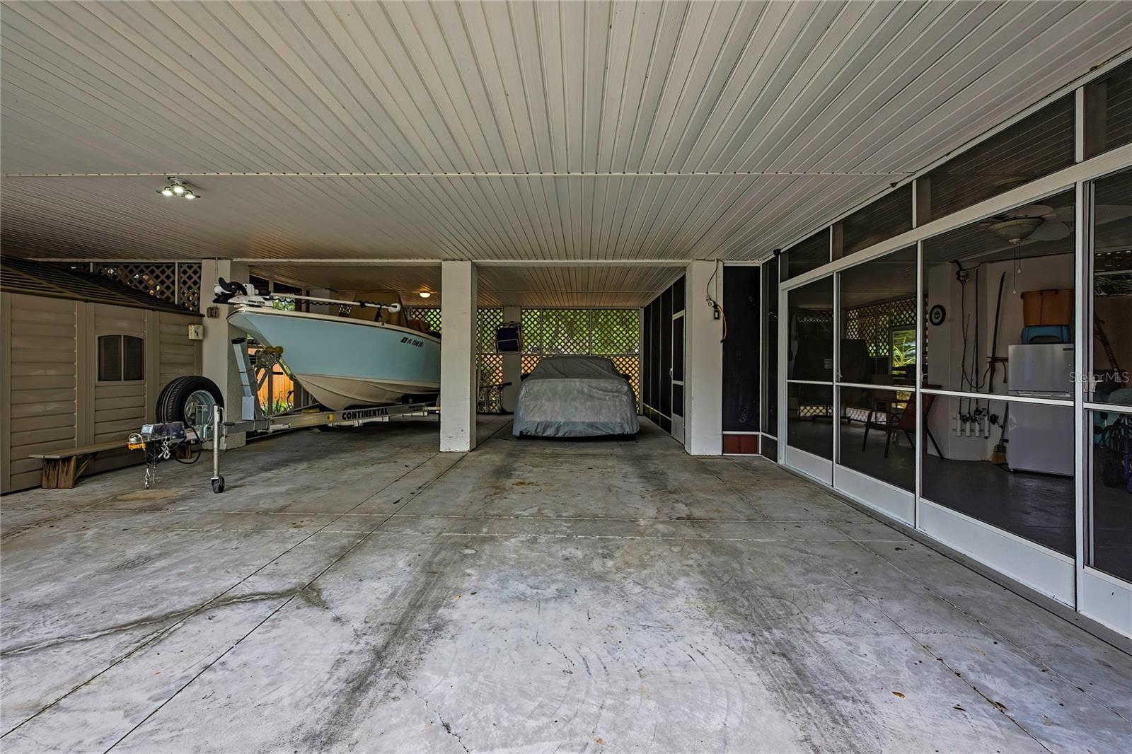 Image 39 of 51 For 11960 Blue Bayou Court 361