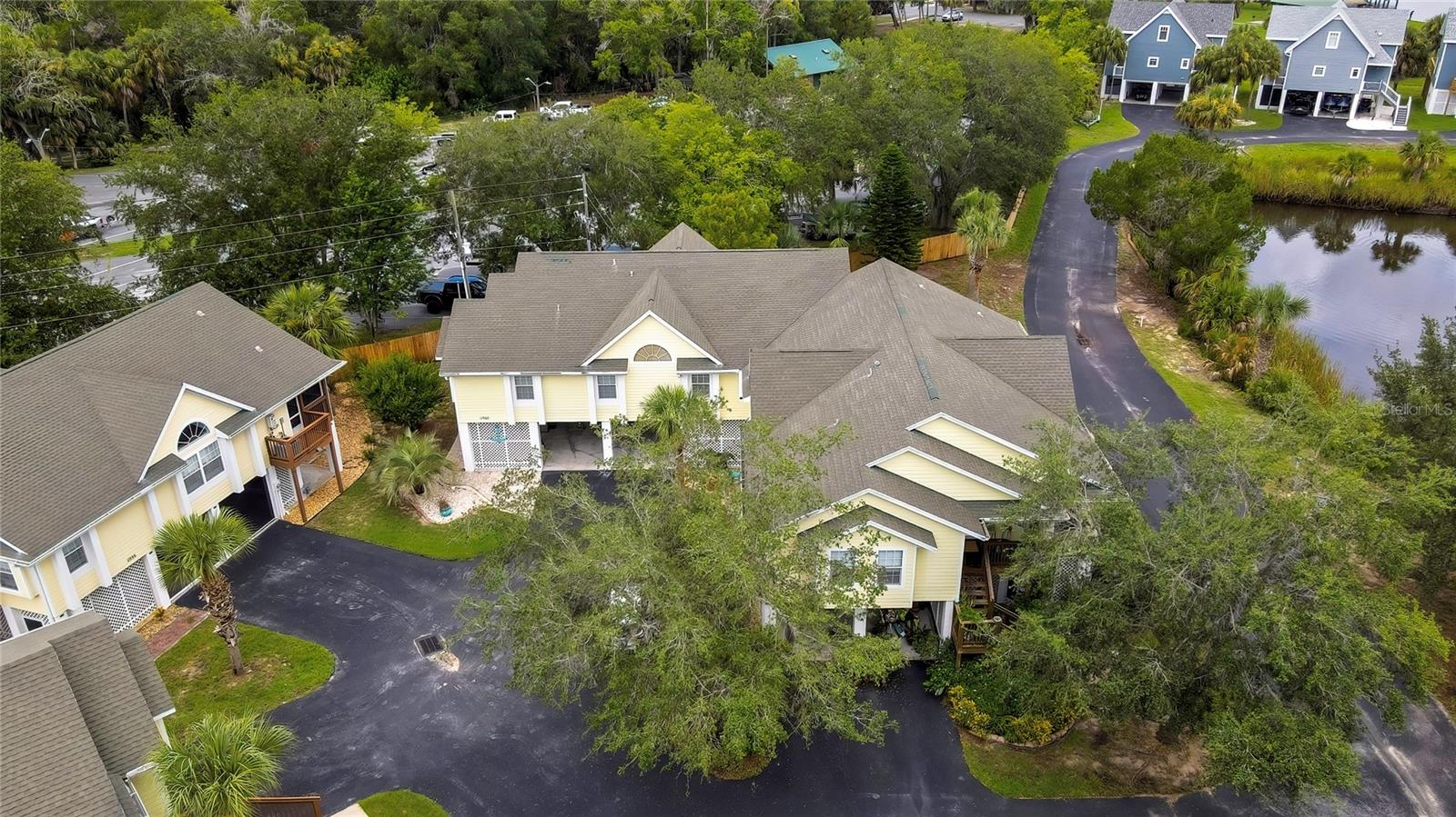 Image 50 of 51 For 11960 Blue Bayou Court 361