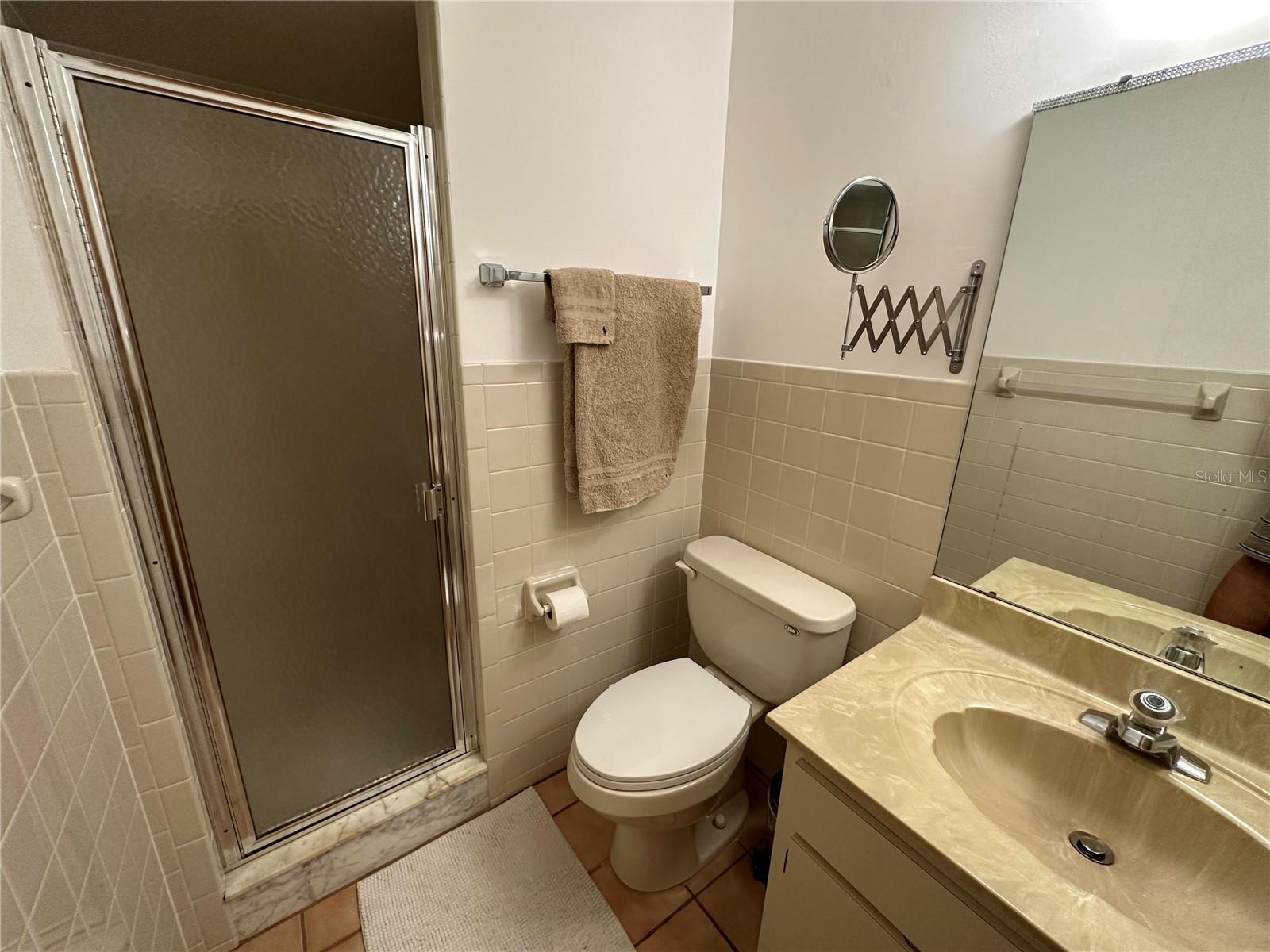 Image 20 of 22 For 13250 Ridge Road 1-7