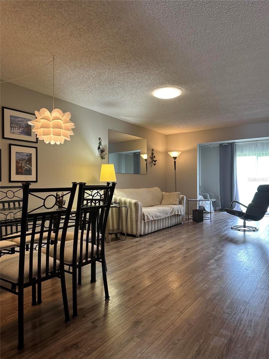 Image 7 of 22 For 13250 Ridge Road 1-7