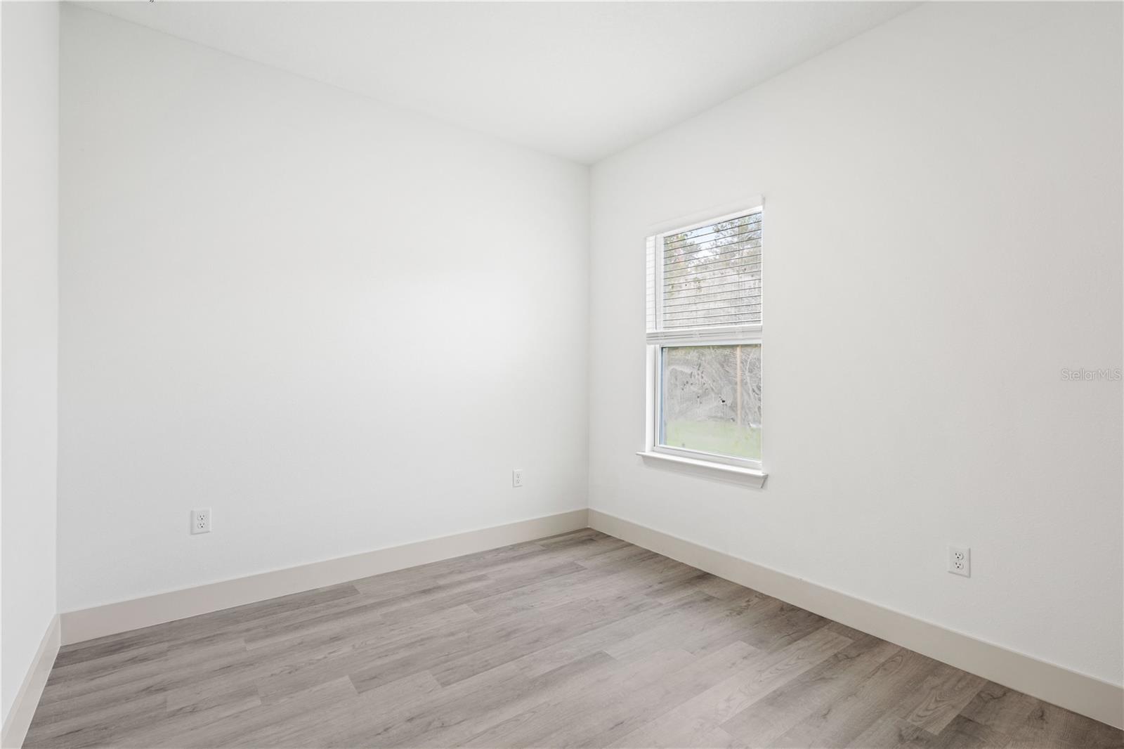 Image 17 of 22 For 2810 173rd Place Road