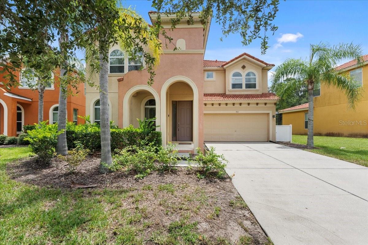 Details for 301 Las Fuentes Drive, KISSIMMEE, FL 34746