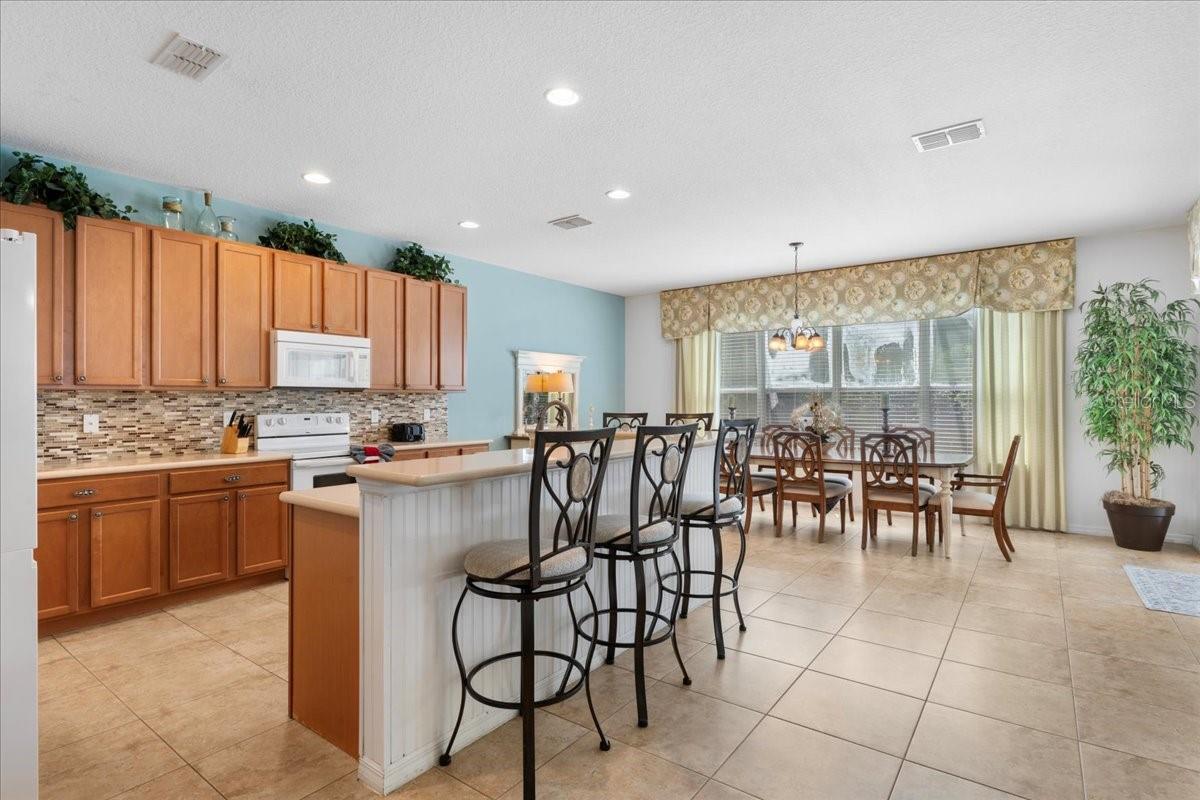 Image 9 of 51 For 301 Las Fuentes Drive