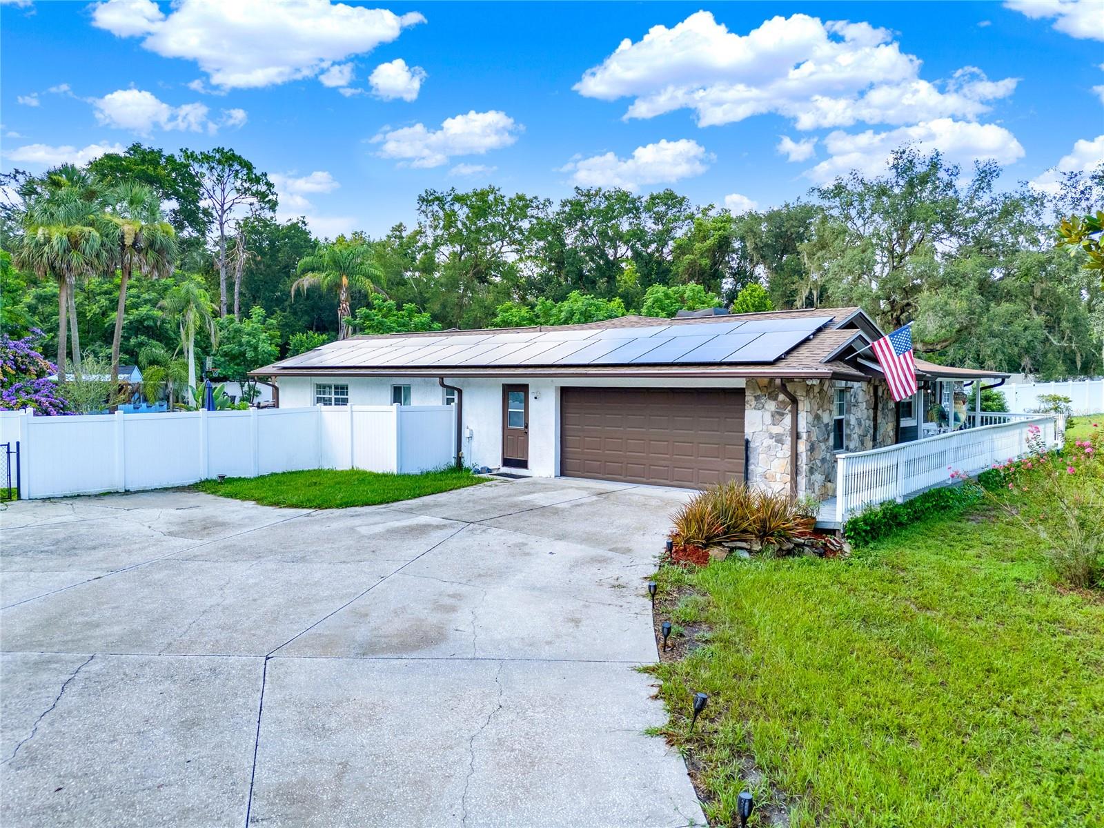 Image 3 of 43 For 1745 Yvonne Street