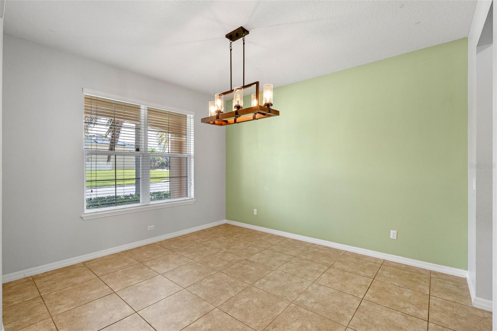 Image 9 of 80 For 3700 Mt Vernon Way