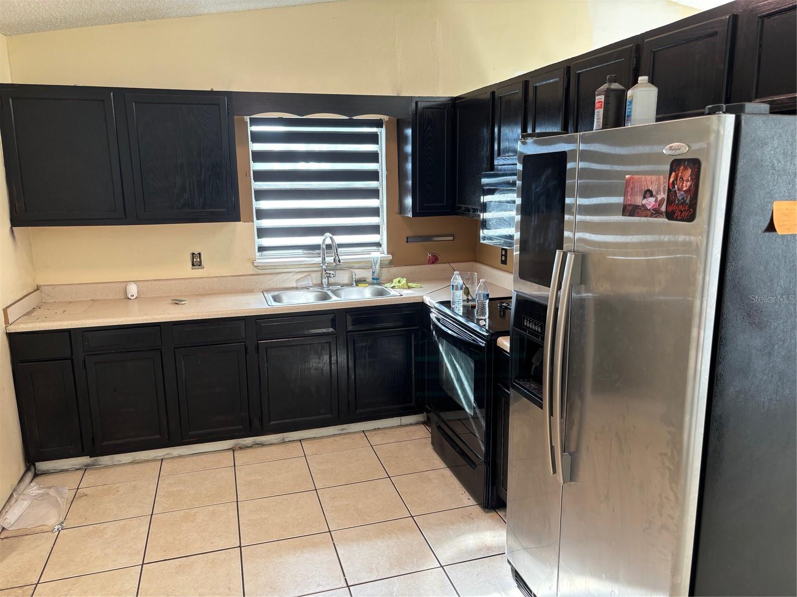 Image 4 of 12 For 244 Hastings Street