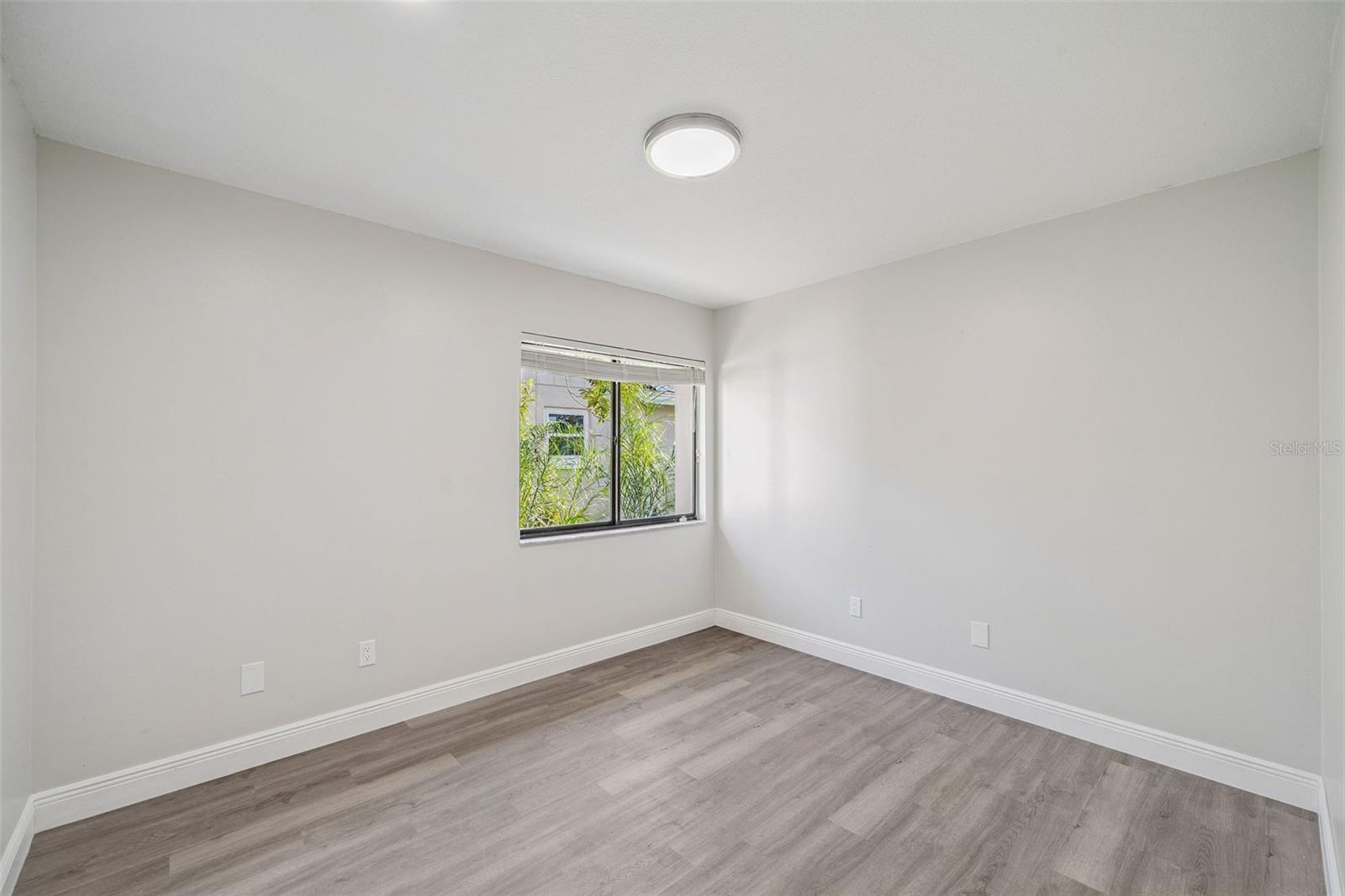 Image 16 of 31 For 291 Drosdick Drive