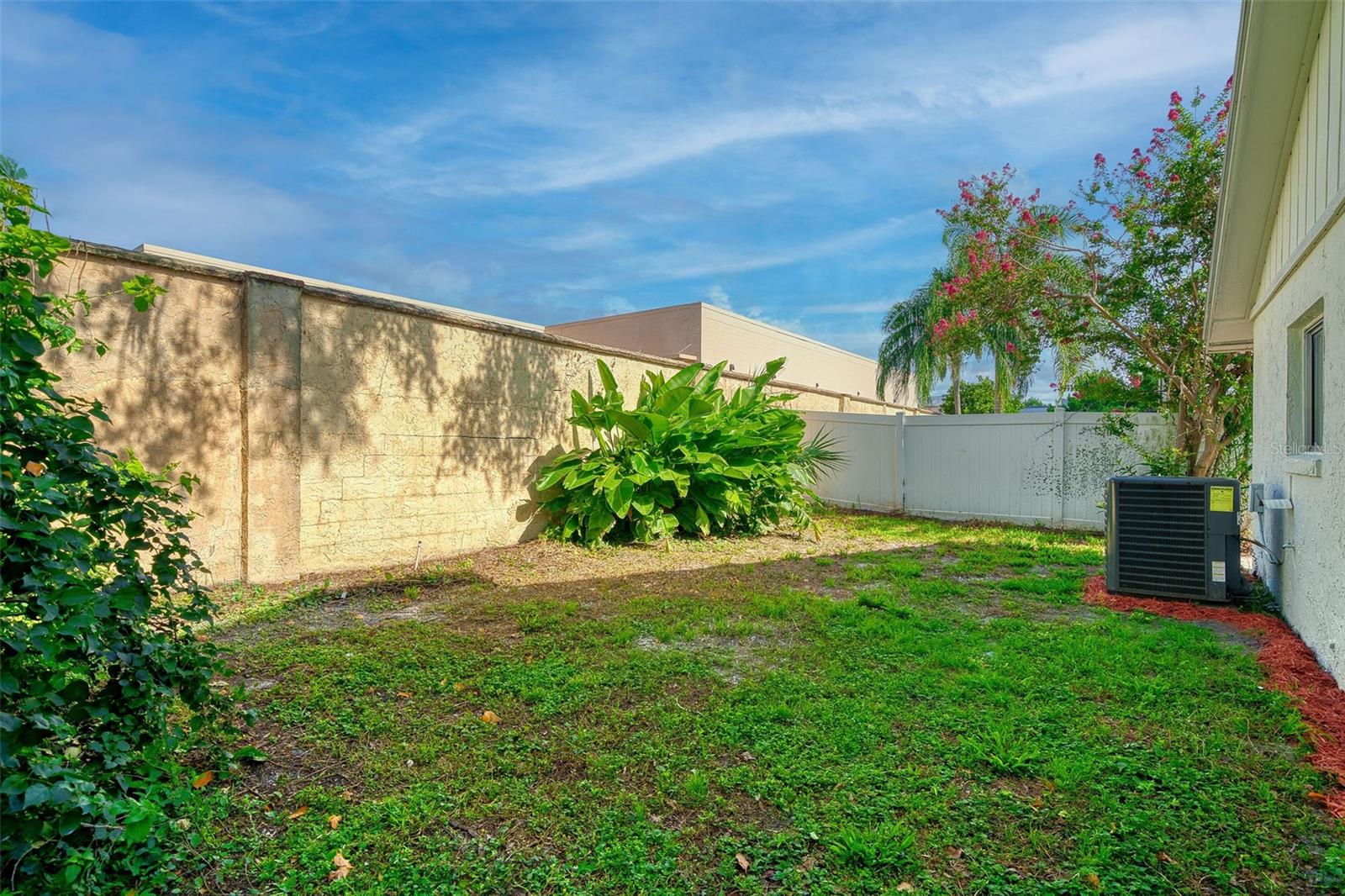 Image 19 of 31 For 291 Drosdick Drive