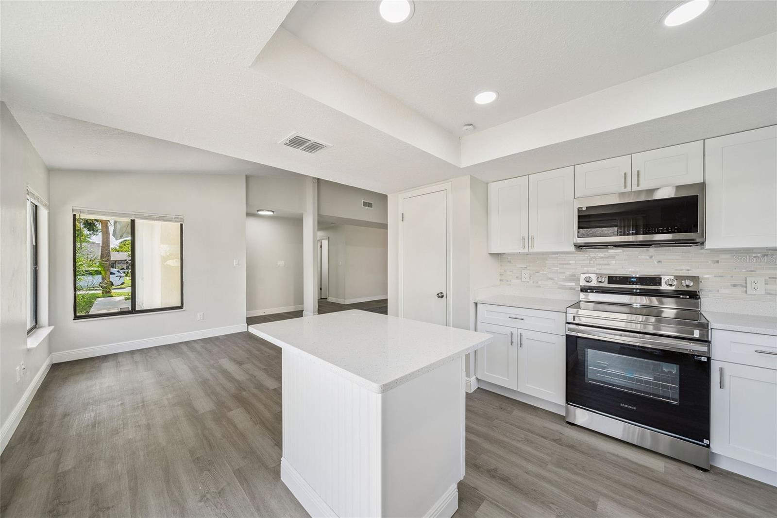 Image 4 of 31 For 291 Drosdick Drive